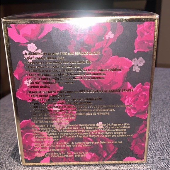 Victoria’s Secret Sparks Bloom Candle - Picture 4 of 4